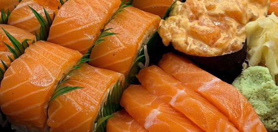 <b>Бесплатная доставка</b> при заказе свыше <b>15.000 тенге</b><br><br>В квадрате:<br><b>Саина | Райымбека | Оспанова | ВОАД</b>